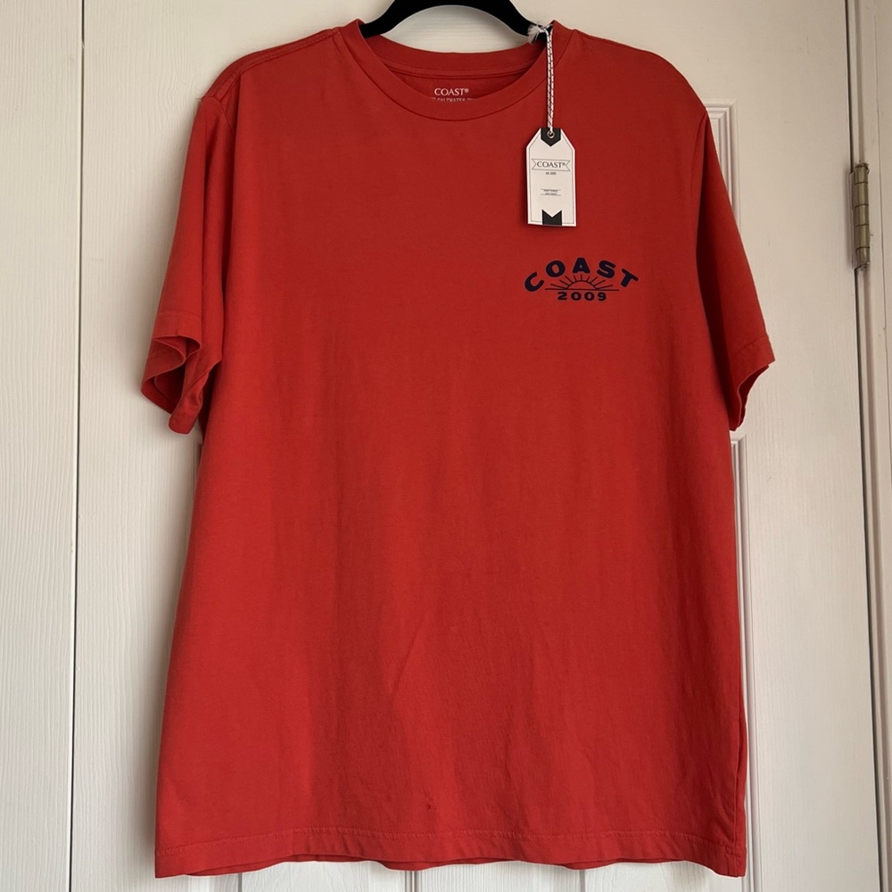 Coast Graphic Tee